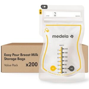Medela Easy Pour Breastmilk Storage Bags 200 Count 7oz/210ml Disposable